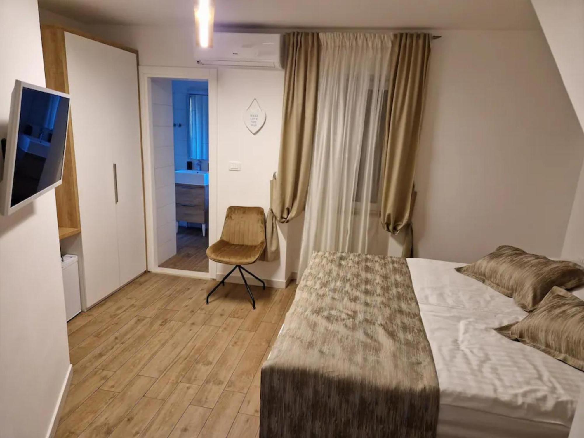 Guesthouse Bepa Split Exterior foto